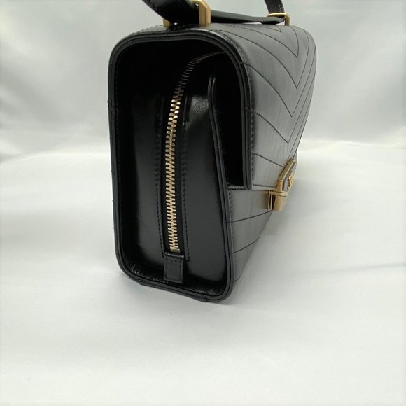 Chanel Black Medal Envelope Flap Bag Chevron Calfskin - Picture 6 of 12